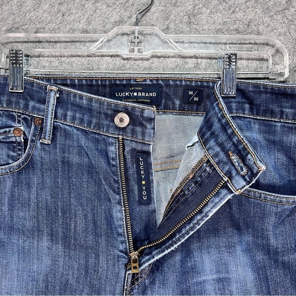 Lucky Brand Jeans Men's Size 36x30 Denim 121 Slim Leg Blue Jeans - Picture 3 of 7